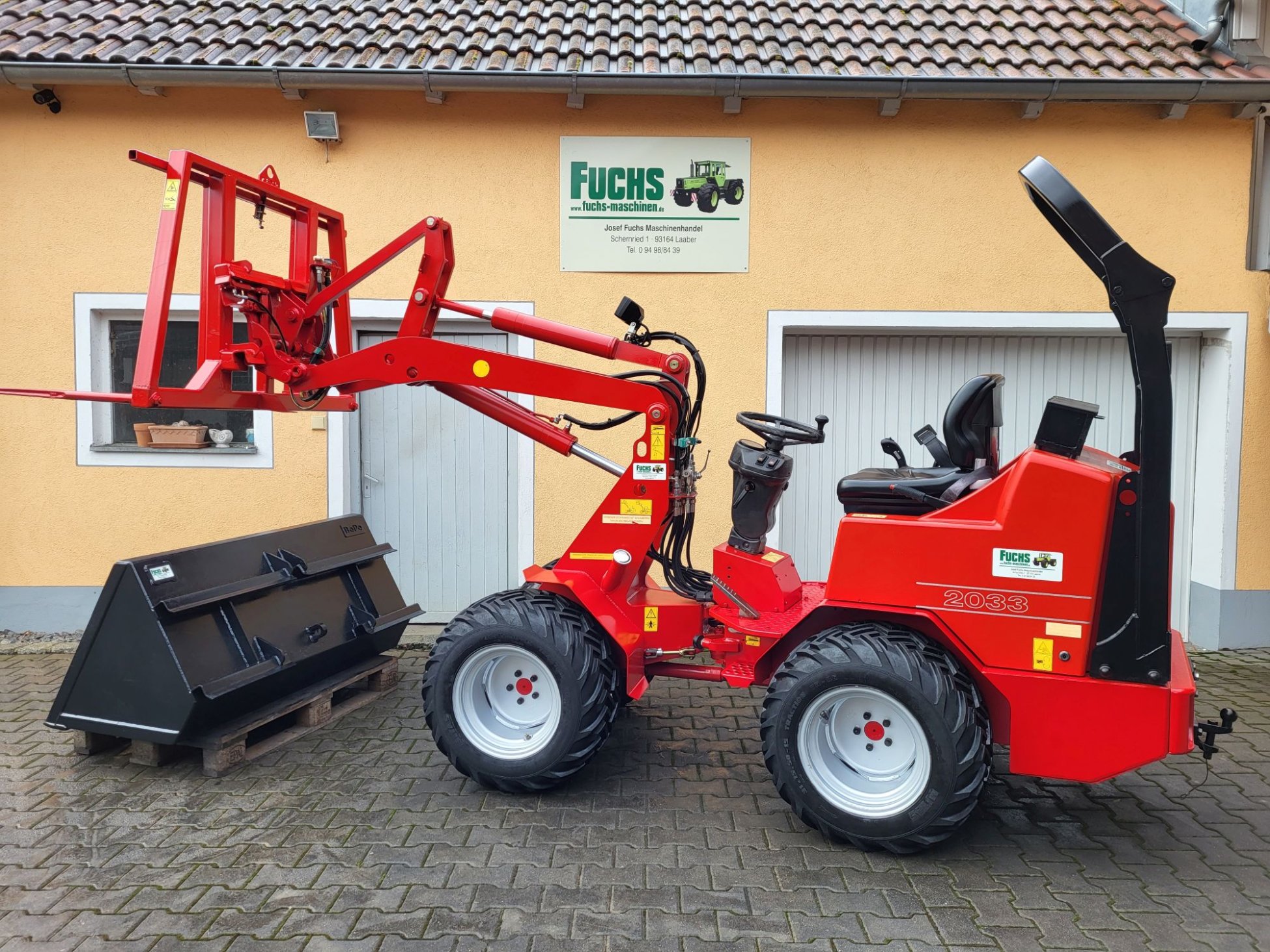 fuchs-maschinenhandel-landmaschinen-traktor-laaber-bei-regensburg